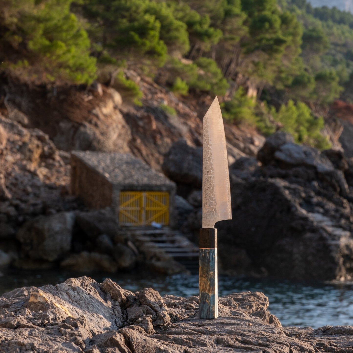 Couteau de Chef Bunka 18 cm –  Seki Kyuba KATA Bleu méditerranéen