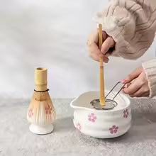 Matcha Tea Set 5-Piece – White Bowl with Spout & Bamboo Whisk